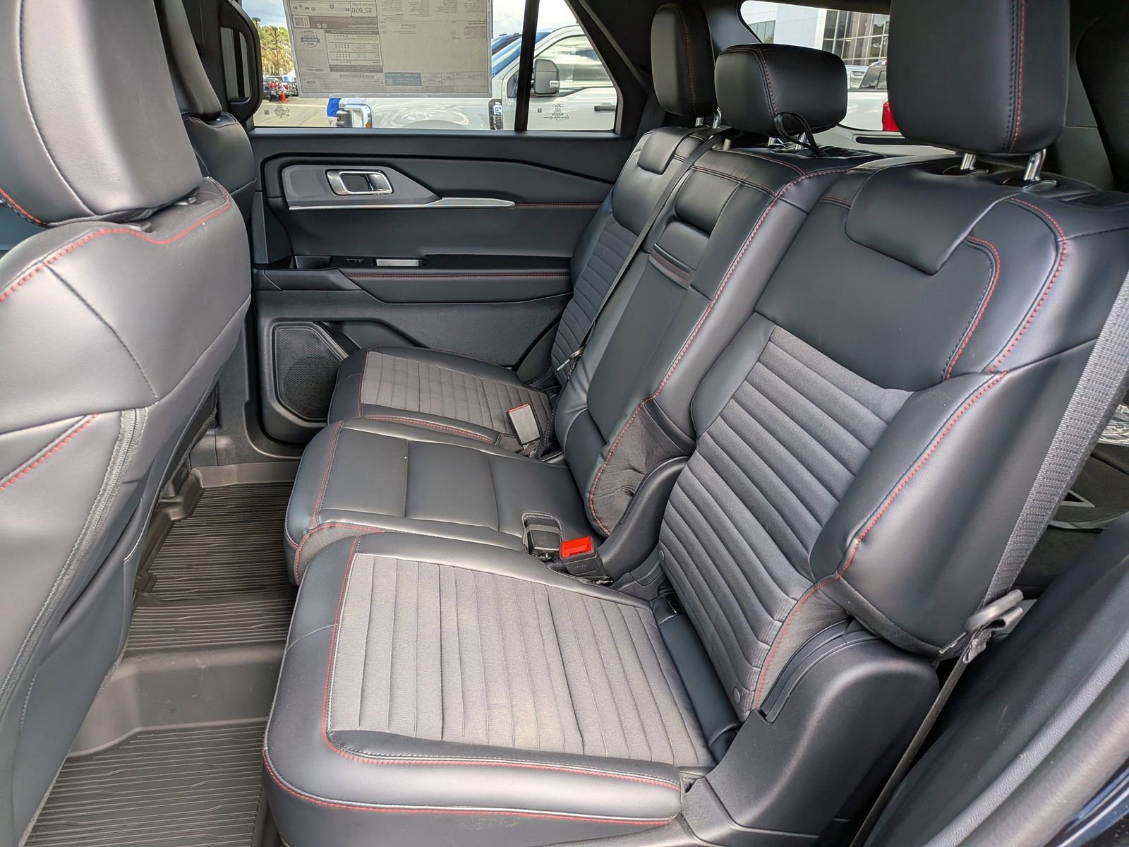 New 2026 Ford Explorer ST-Line image 9