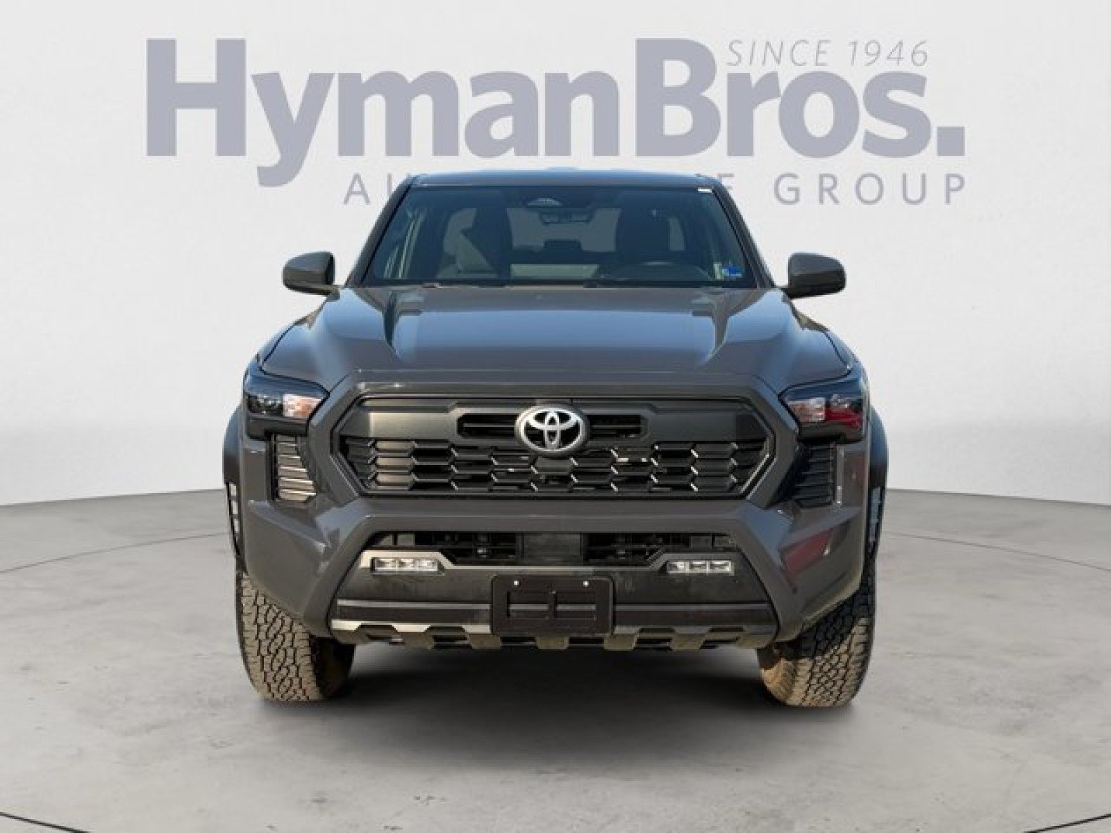 Used 2025 Toyota Tacoma TRD Off-Road AWD/4WD image 8