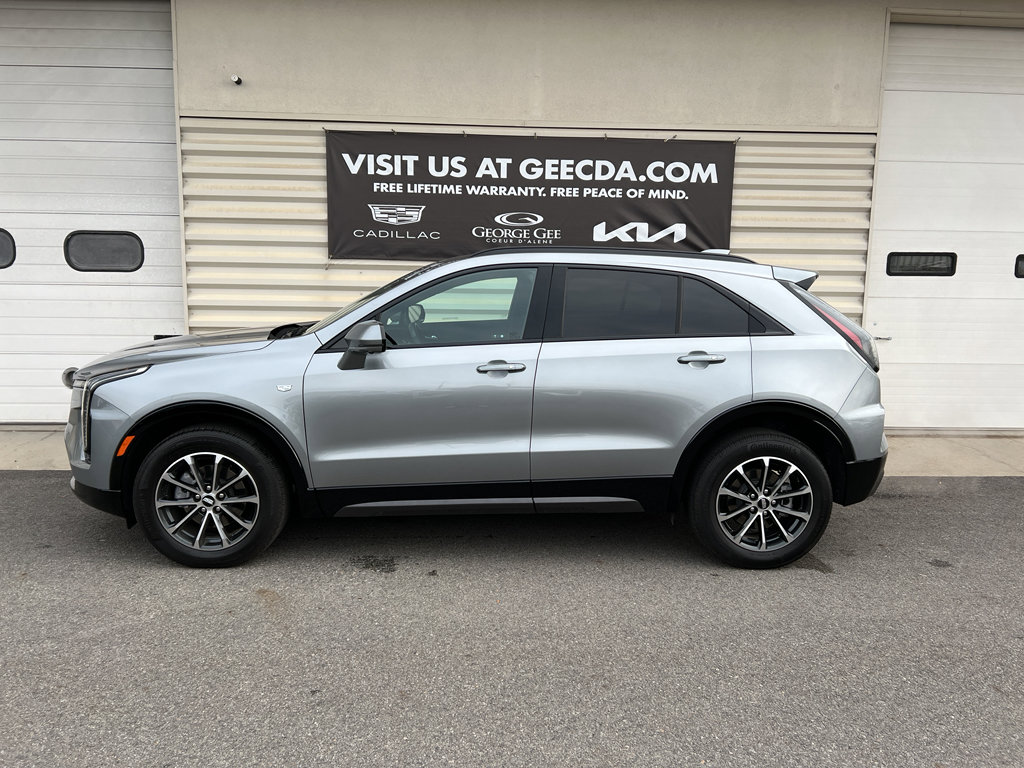 Used 2025 Cadillac XT4 Sport image 7