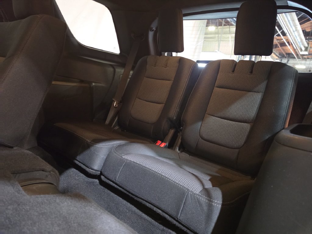 Used 2019 Ford Explorer XLT AWD/4WD image 24