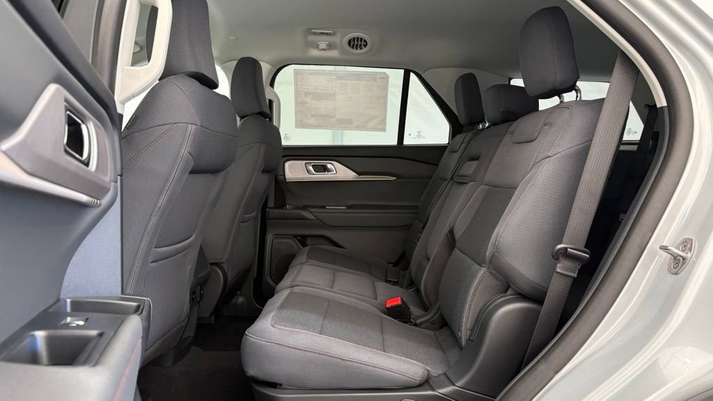 New 2026 Ford Explorer Active AWD/4WD image 18