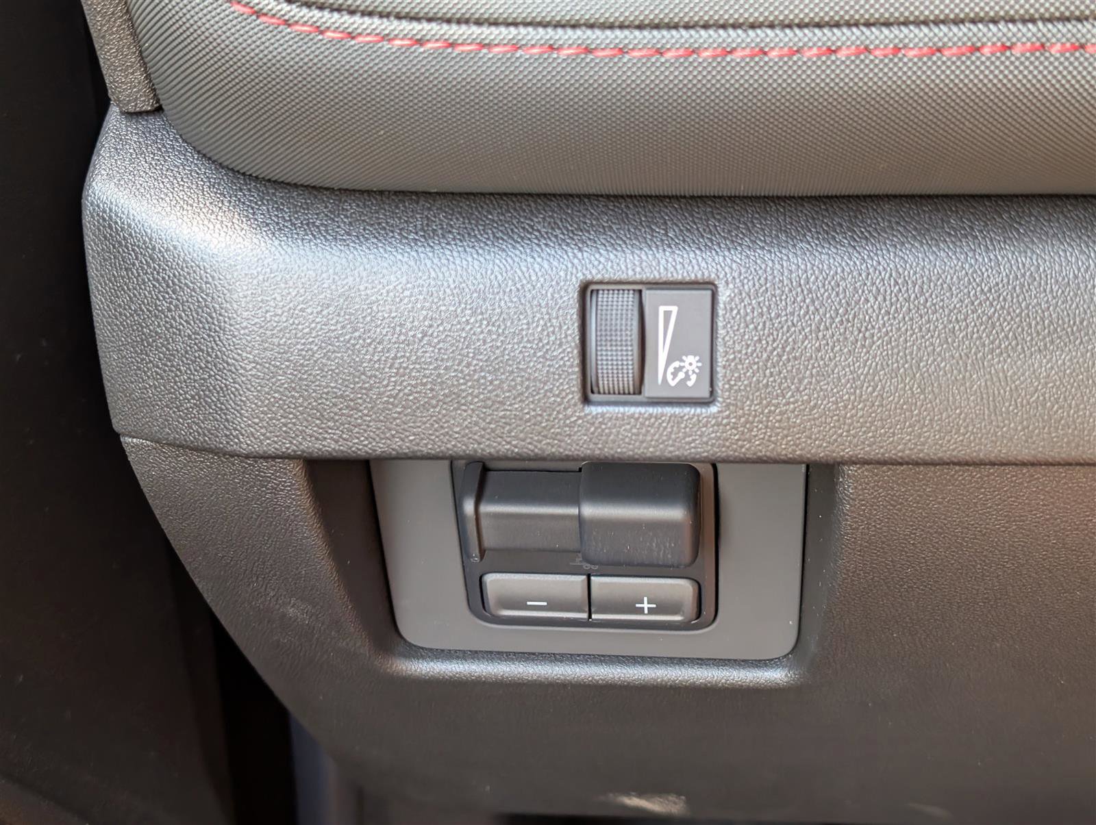 New 2025 Chevrolet Colorado Z71 w/ Z71 Convenience Package 2 image 17