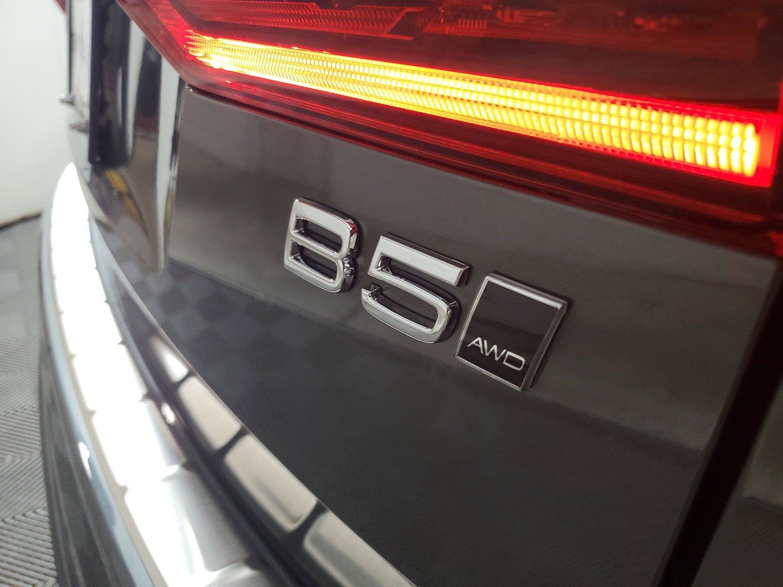 New 2027 Volvo XC60 B5 Core AWD/4WD image 7