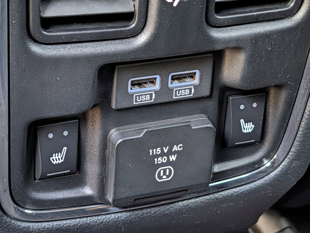 Used 2018 Jeep Grand Cherokee Limited AWD/4WD image 32
