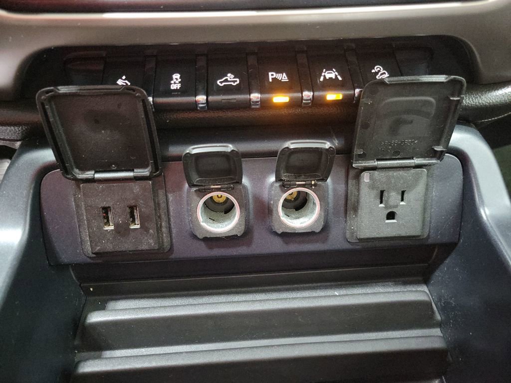 Used 2017 GMC Sierra 1500 Denali image 45