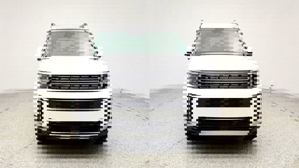 Used 2024 Hyundai Santa Fe Limited image 2