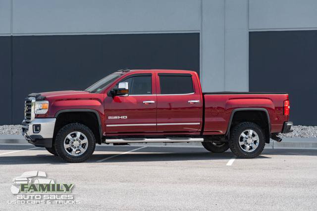 Used 2015 GMC Sierra 2500 SLE w/ All-Terrain HD Package AWD/4WD image 3