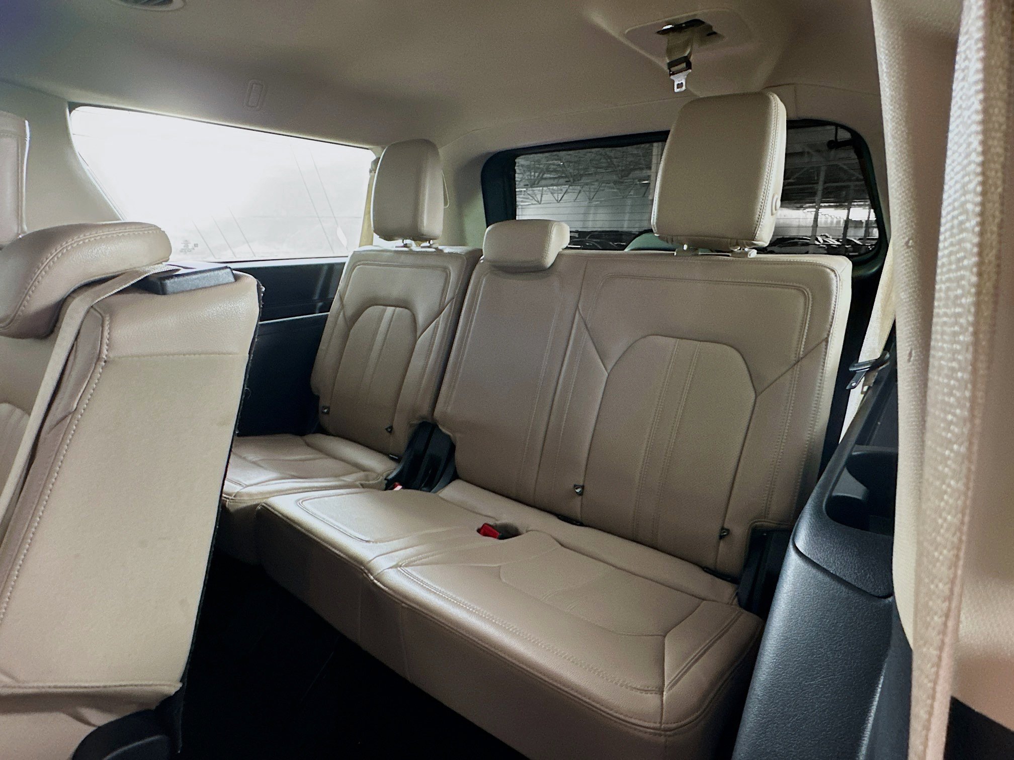 Used 2024 Ford Expedition Max Limited image 30