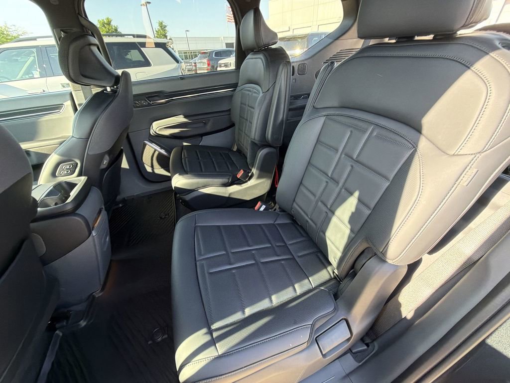 New 2026 Kia EV9 Land image 27