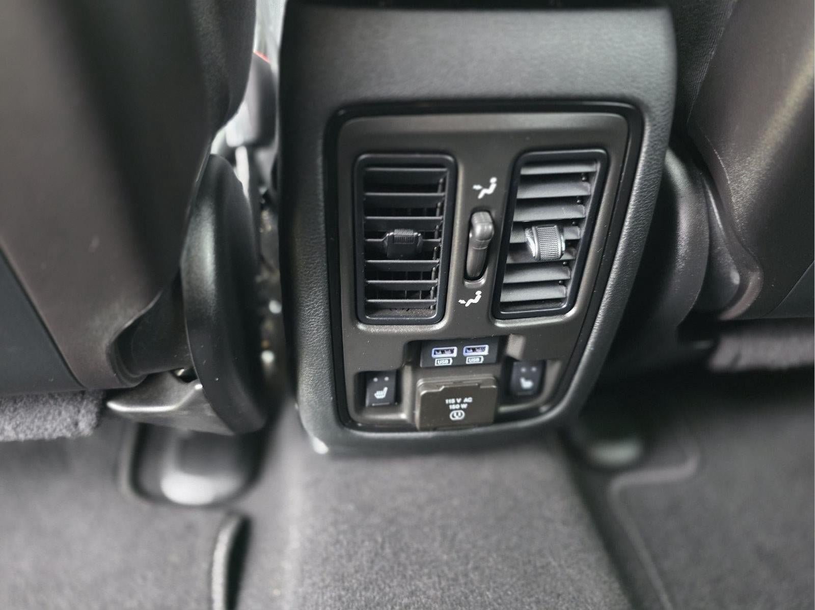 Used 2025 Dodge Durango GT AWD/4WD image 18
