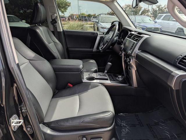 Certified 2023 Toyota 4Runner SR5 Premium w/ Moonroof Package AWD/4WD image 33