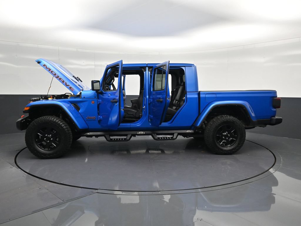 Used 2023 Jeep Gladiator Mojave w/ LED Lighting Group AWD/4WD image 40