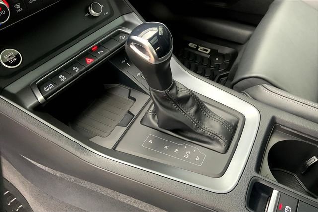 Used 2024 Audi Q3 2.0T Premium image 25