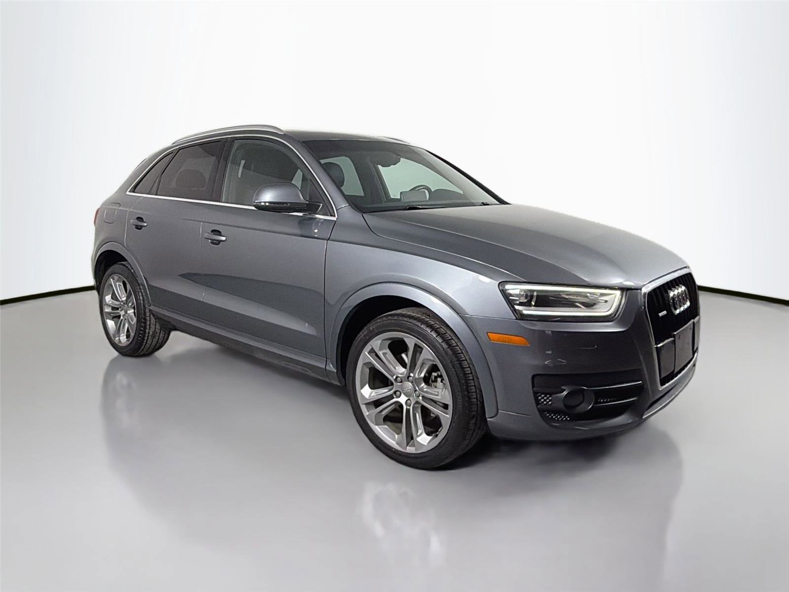 Used 2015 Audi Q3 2.0T Prestige AWD/4WD image 3