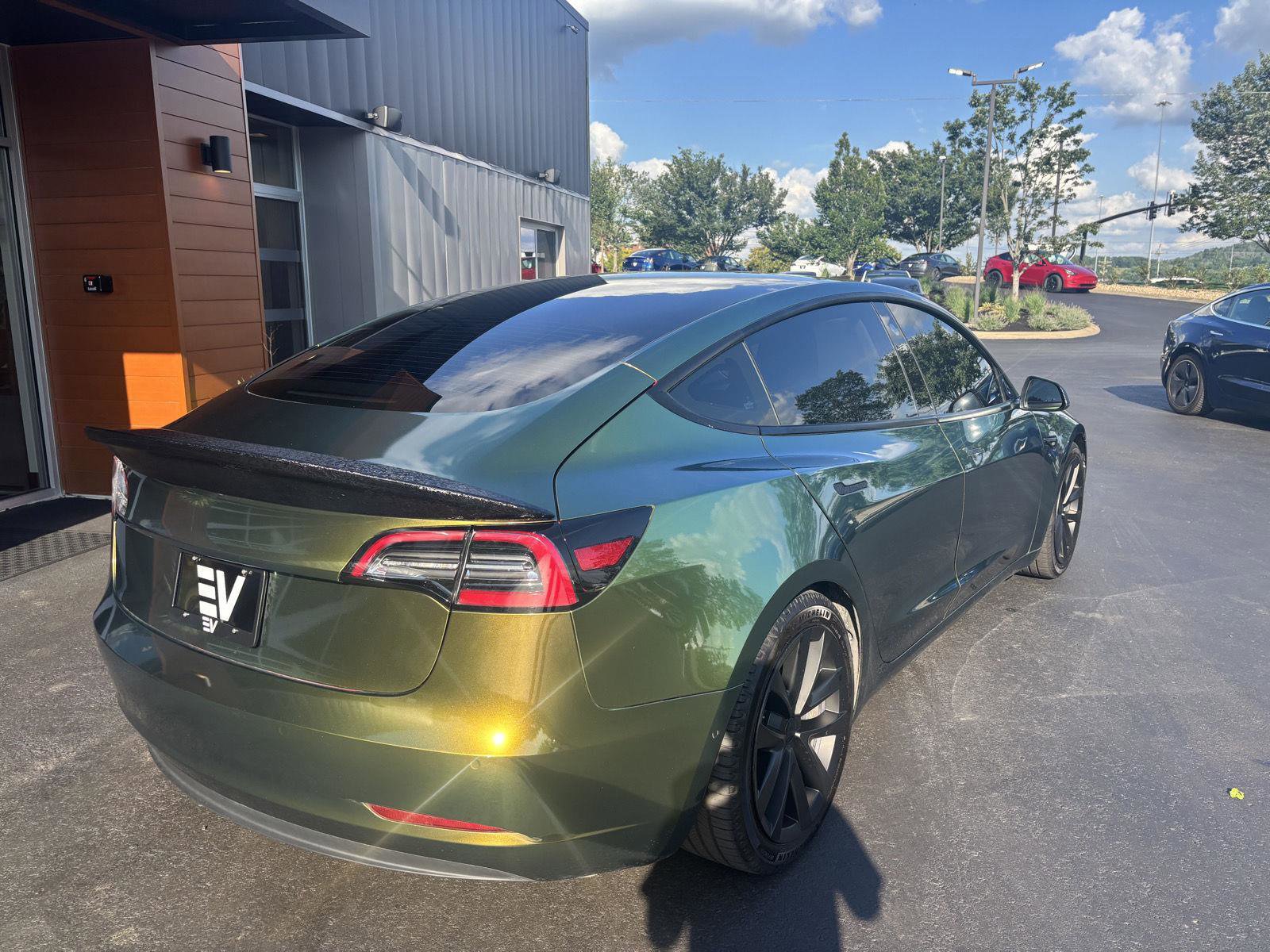 Used 2021 Tesla Model 3 Long Range AWD/4WD image 10