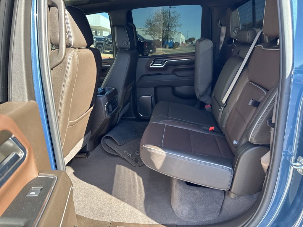 Used 2024 GMC Sierra 2500 Denali w/ Denali Reserve Package image 11