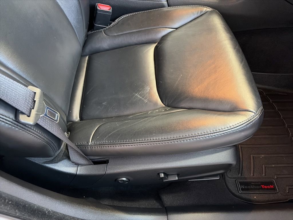 Used 2020 Chrysler 300 Touring L w/ Quick Order Package 2EF image 13