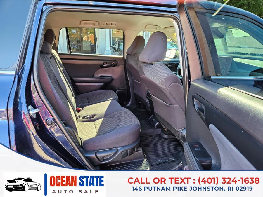 Used 2021 Toyota Highlander L image 13