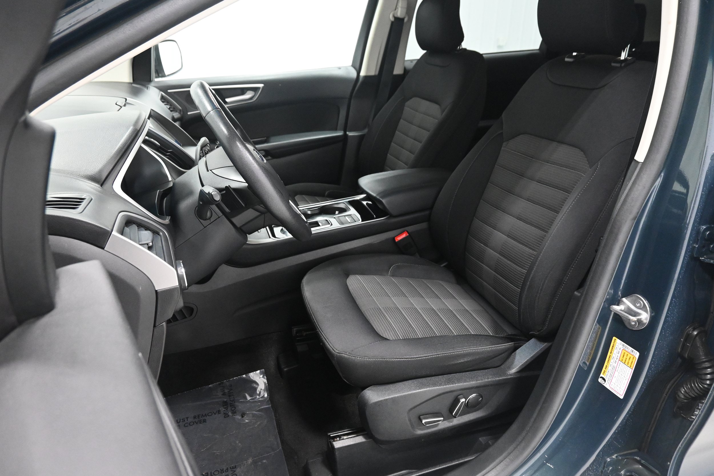 Used 2019 Ford Edge SEL AWD/4WD image 6