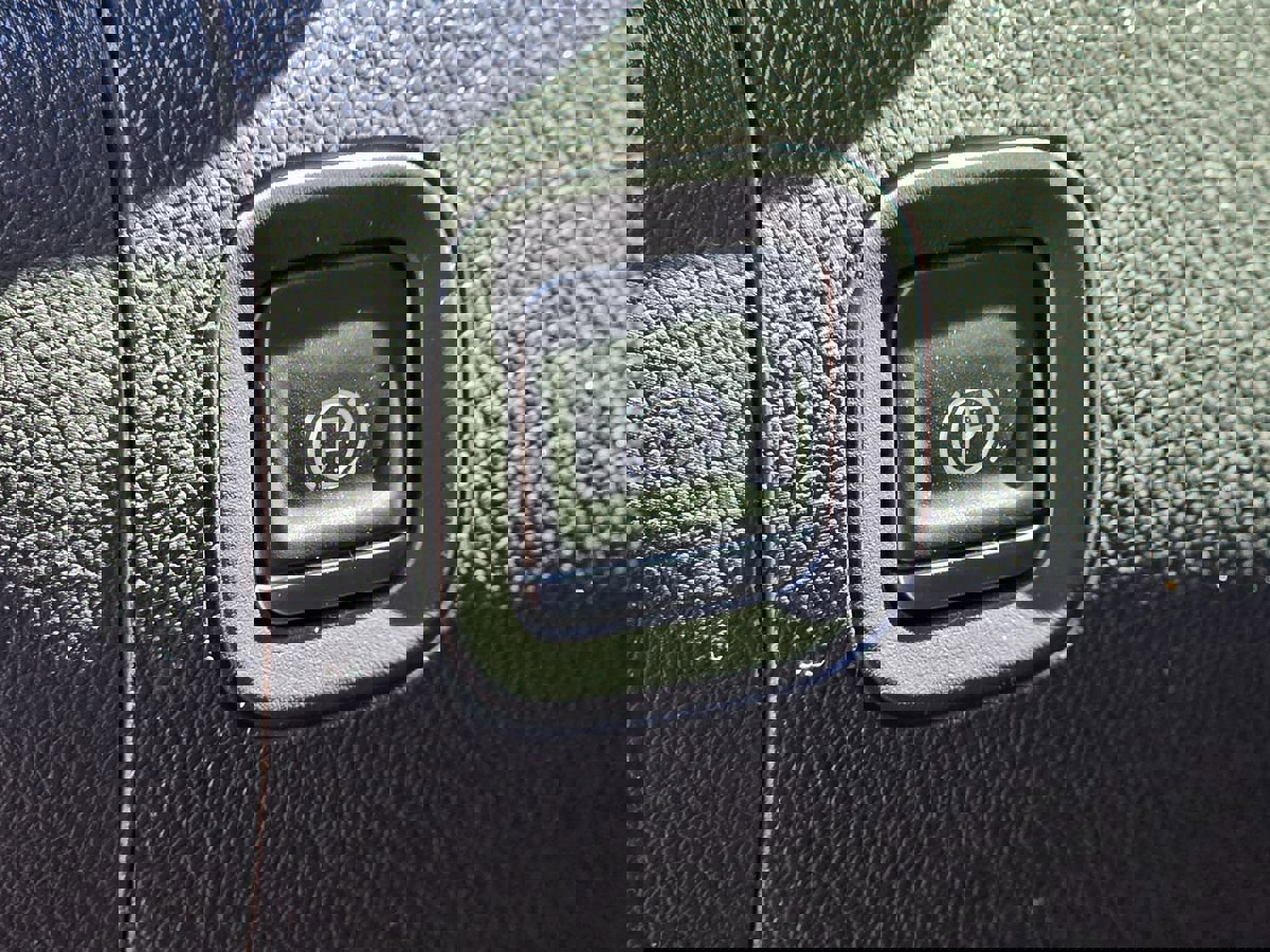 Used 2021 GMC Sierra 1500 AT4 w/ AT4 Value Package image 49