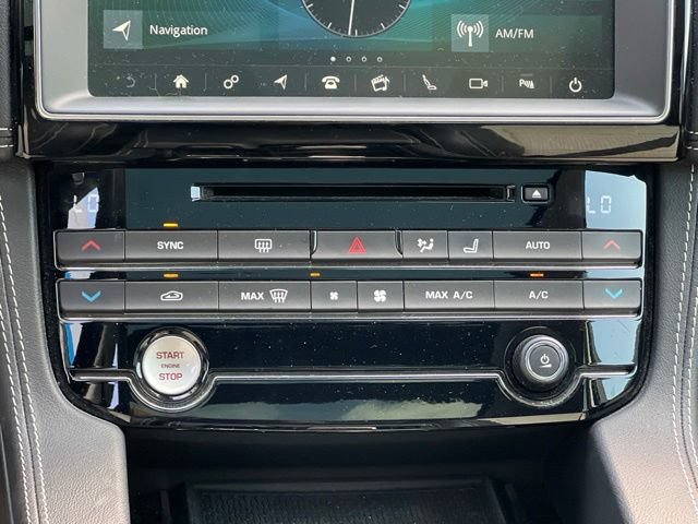 Used 2019 Jaguar F-PACE R-Sport AWD/4WD image 25