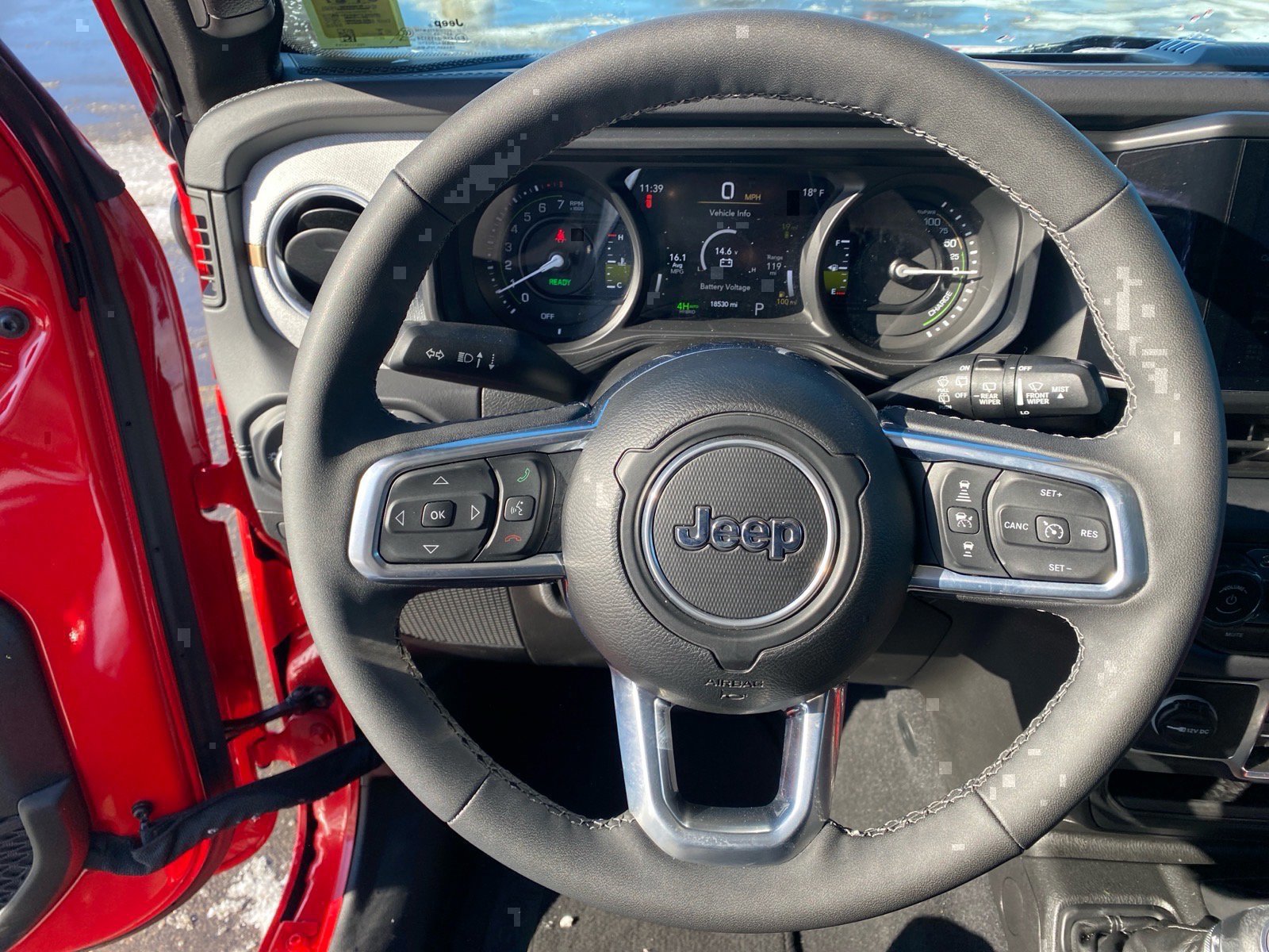 Used 2025 Jeep Wrangler Sahara w/ Safety Group image 6