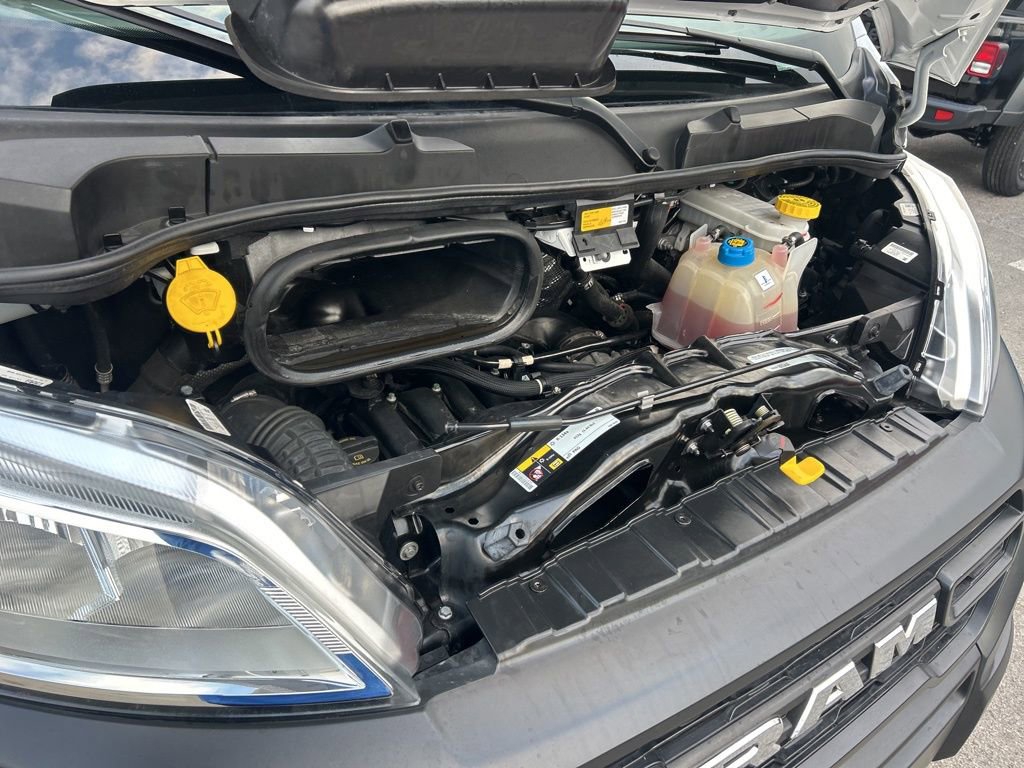 Used 2023 RAM ProMaster 2500 w/ Convenience Group image 17