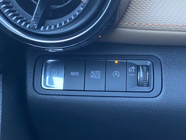 Used 2025 Chevrolet Equinox ACTIV w/ Safety and Technology Package image 31