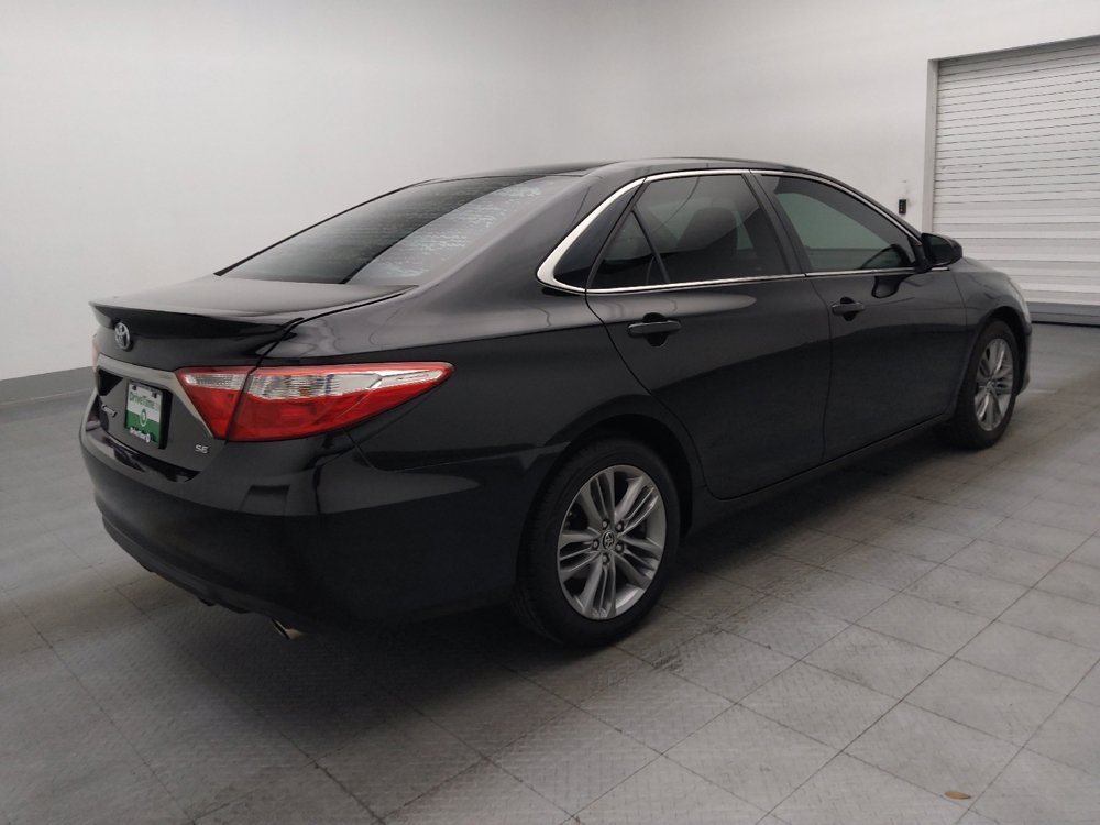 Used 2015 Toyota Camry SE FWD image 10