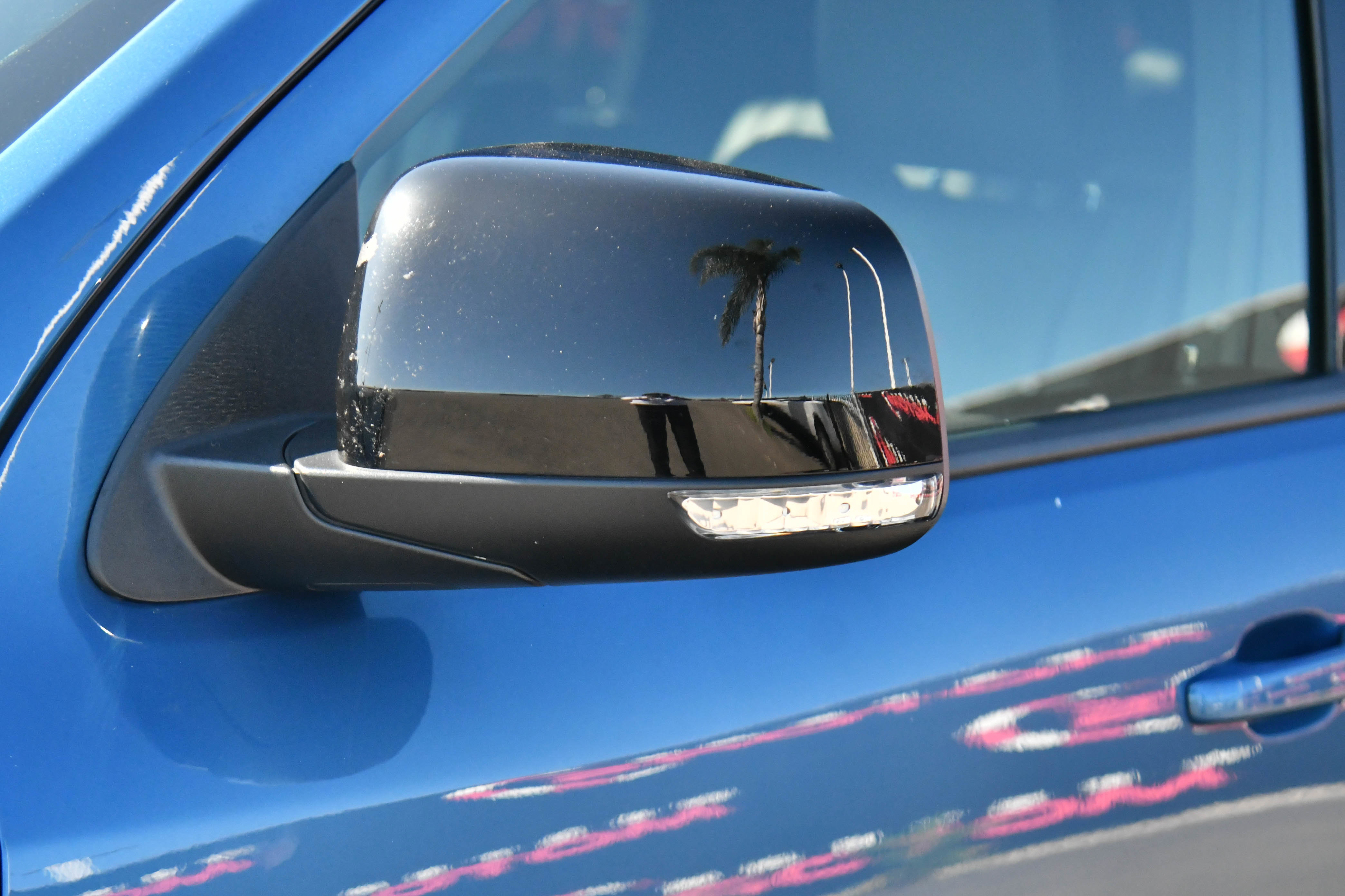 Used 2025 Dodge Durango GT image 13