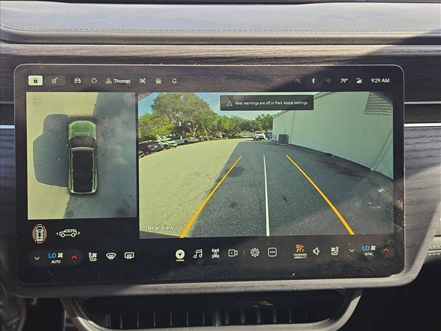 Used 2023 Rivian R1S Adventure AWD/4WD image 13