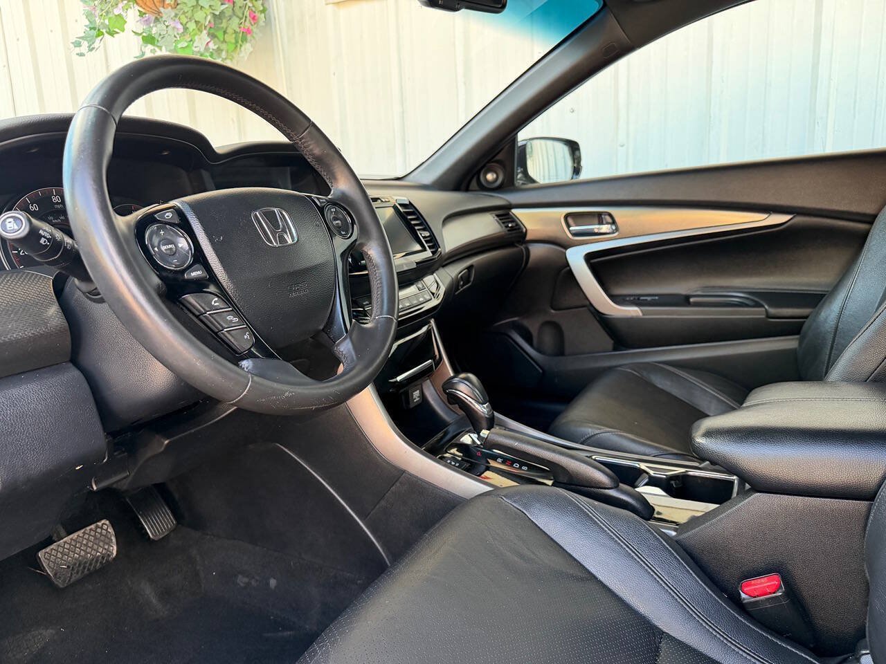 Used 2016 Honda Accord EX-L image 11
