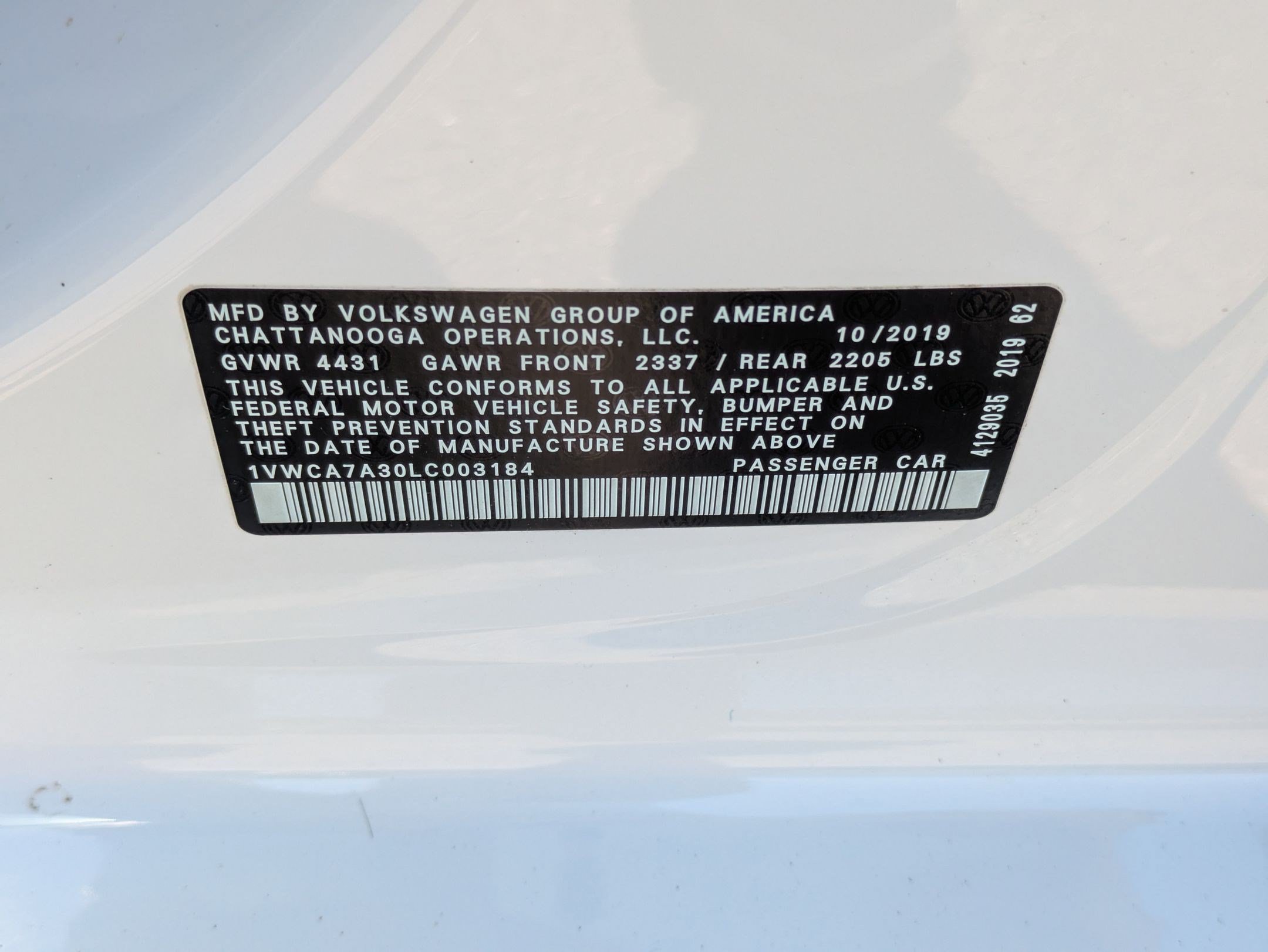 Used 2020 Volkswagen Passat 2.0T SEL FWD image 36