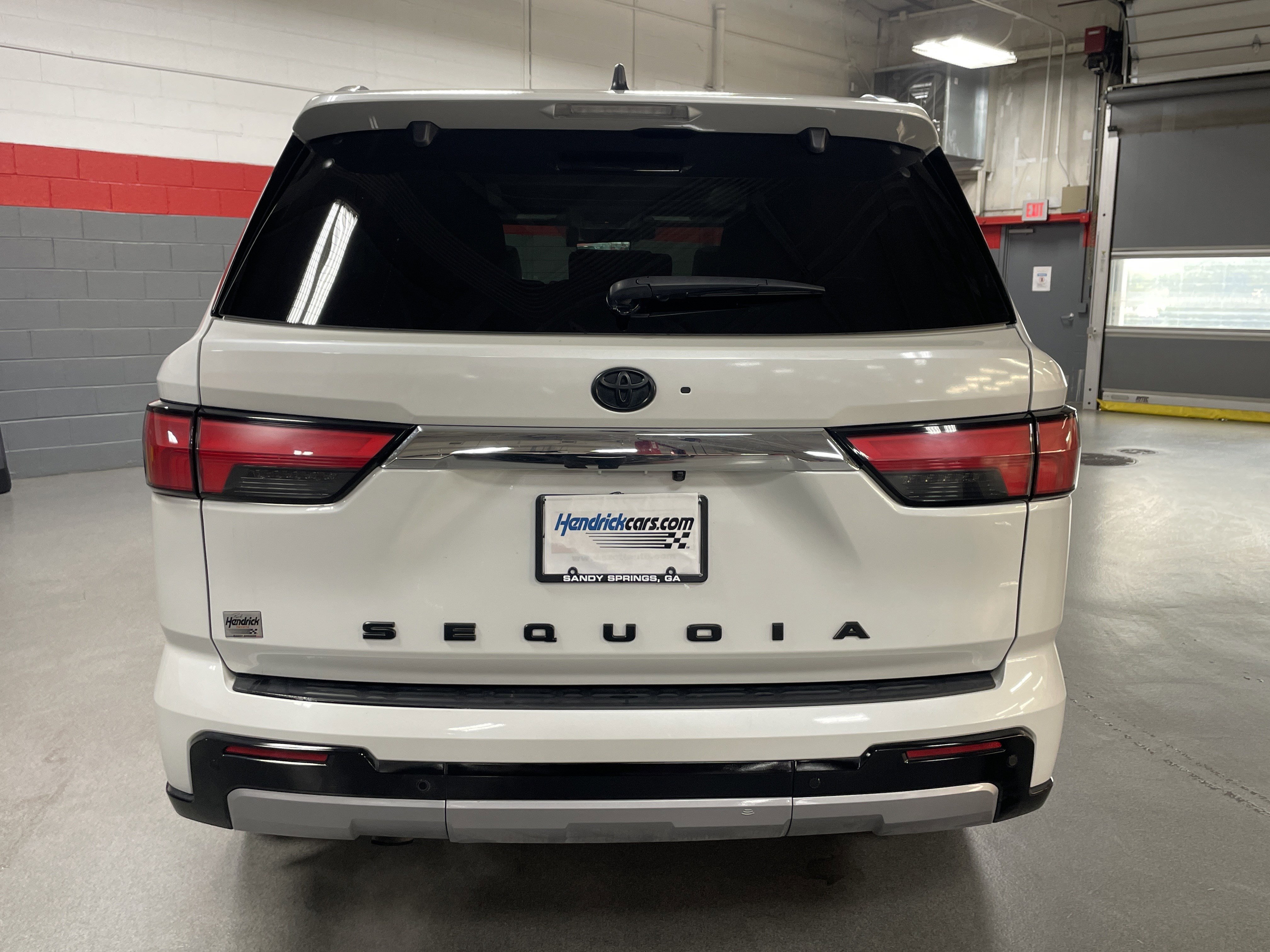 Certified 2024 Toyota Sequoia Limited w/ Tow Technology Package image 9