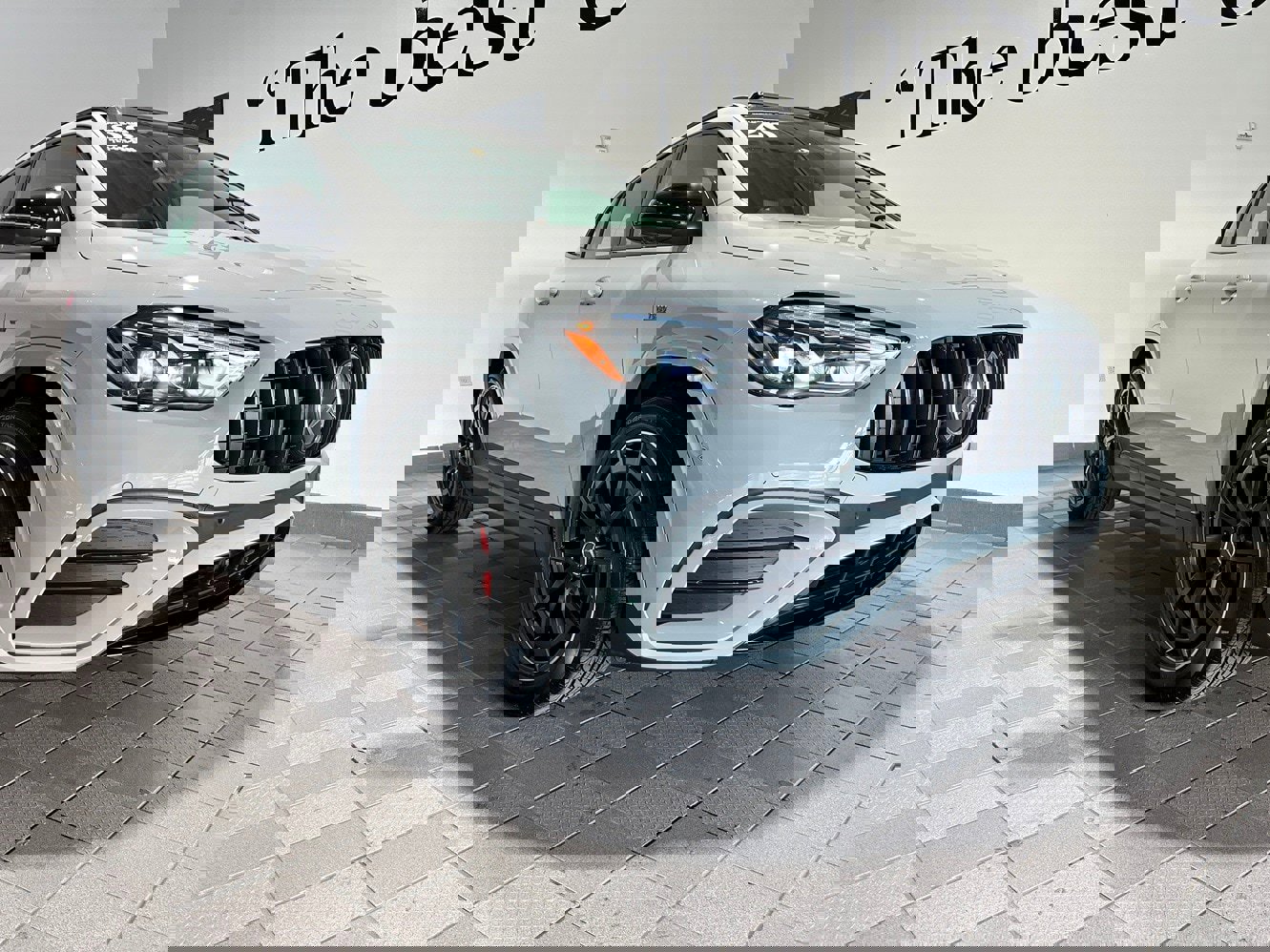 Used 2026 Mercedes-Benz GLA 35 AMG 4MATIC image 1