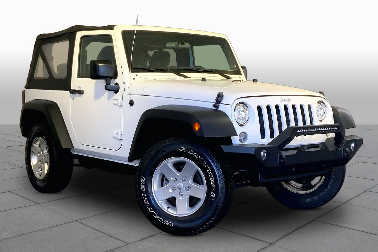 Used 2017 Jeep Wrangler Sport w/ Quick Order Package 24S AWD/4WD image 3