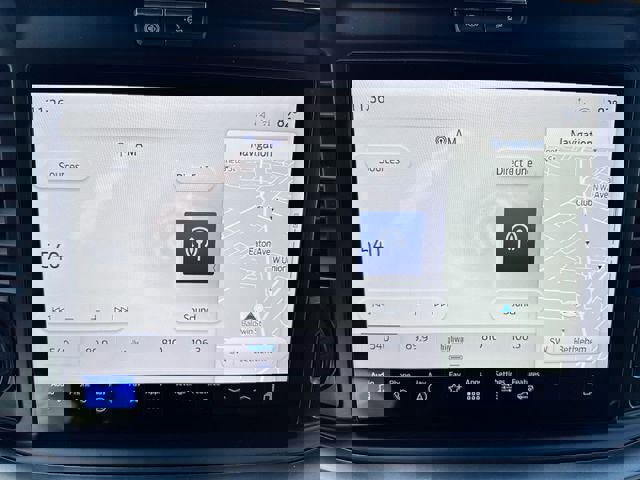 New 2026 Ford F250 Lariat w/ Black Appearance Package image 16