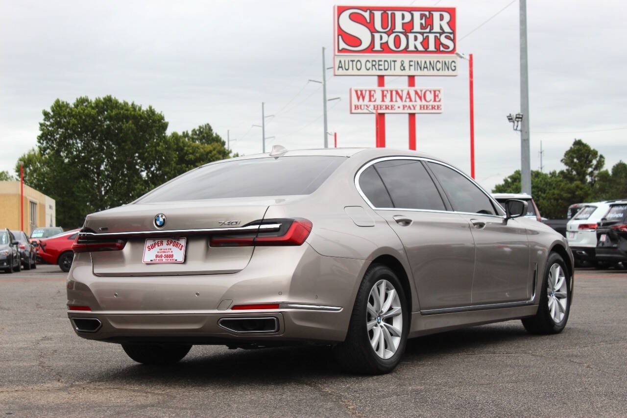 Used 2022 BMW 740i xDrive AWD/4WD image 4