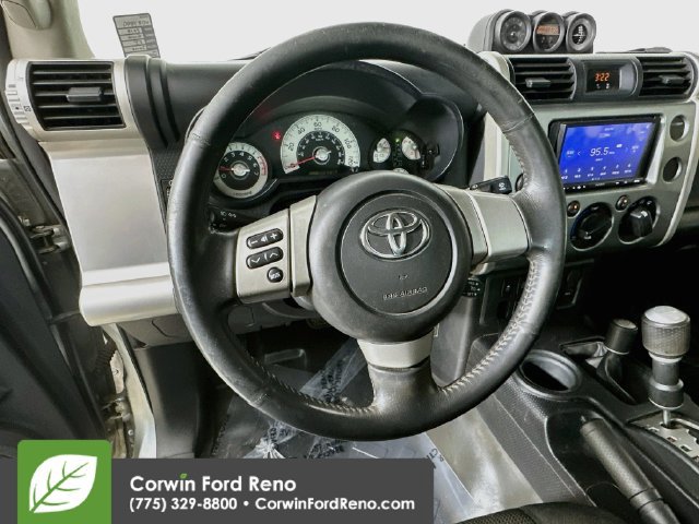 Used 2010 Toyota FJ Cruiser 4WD image 12