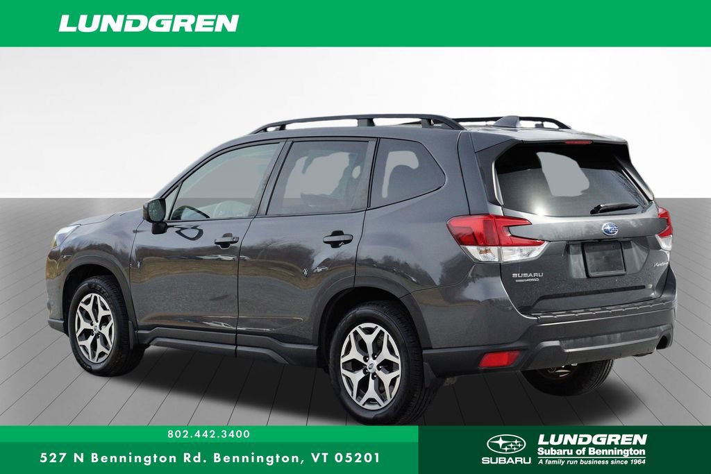 Used 2023 Subaru Forester Premium image 34