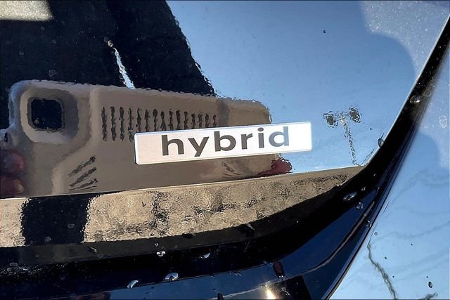 New 2025 Hyundai Elantra SEL image 25