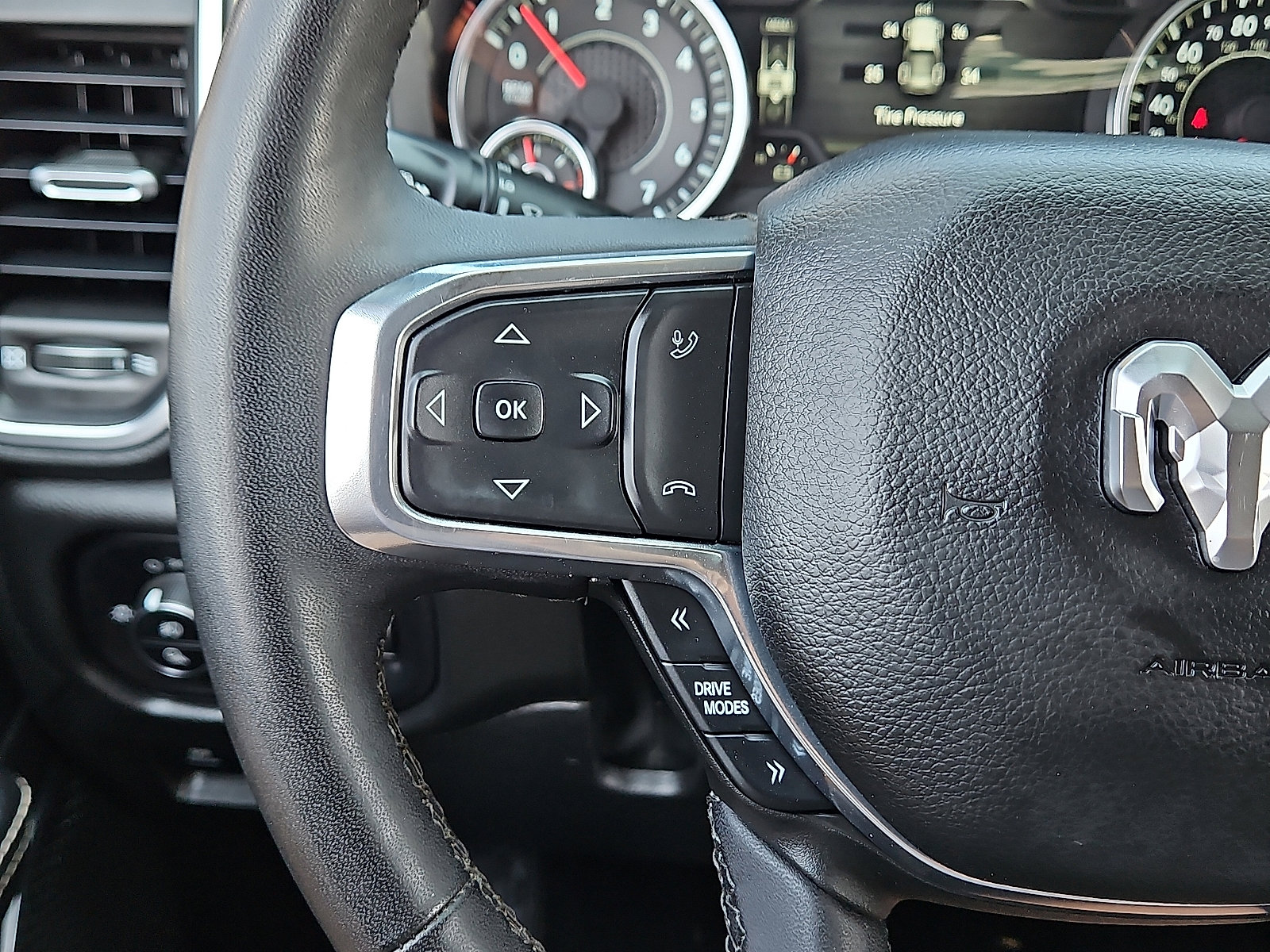 Used 2025 RAM 1500 Laramie image 18