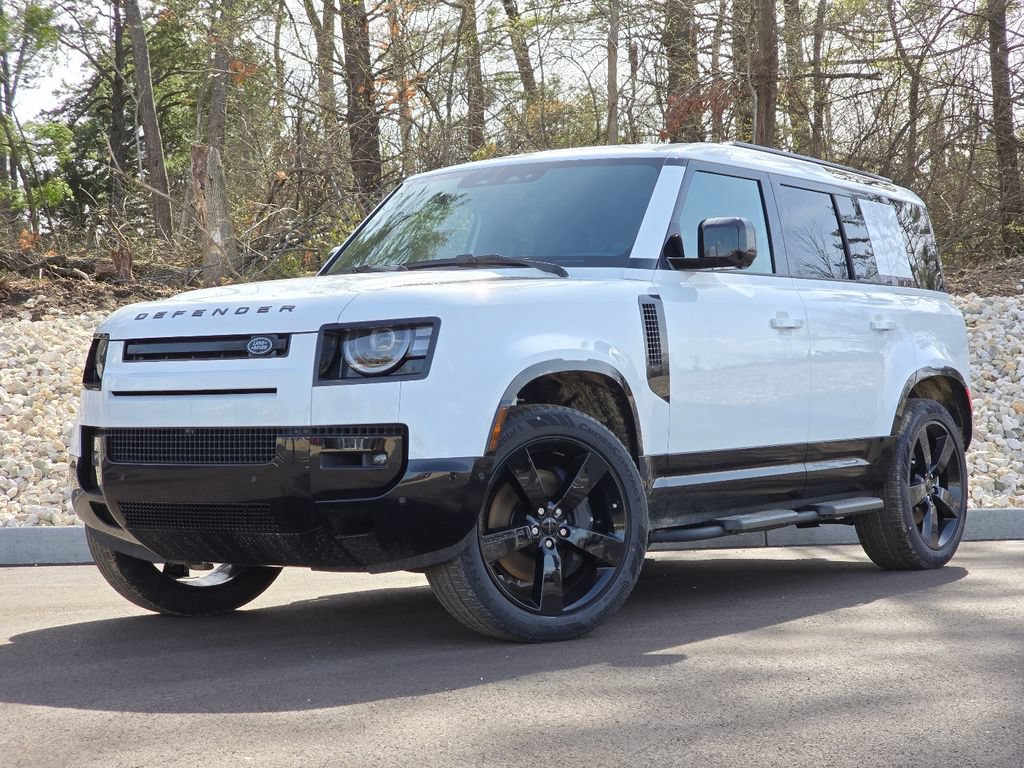 New 2026 Land Rover Defender 110 X-Dynamic SE
