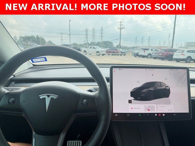 Used 2022 Tesla Model Y Performance image 5