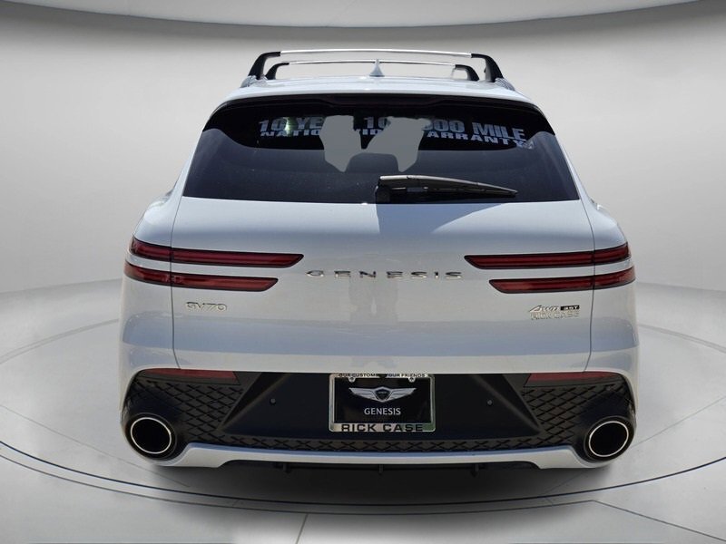 Used 2025 Genesis GV70 3.5T Sport image 6