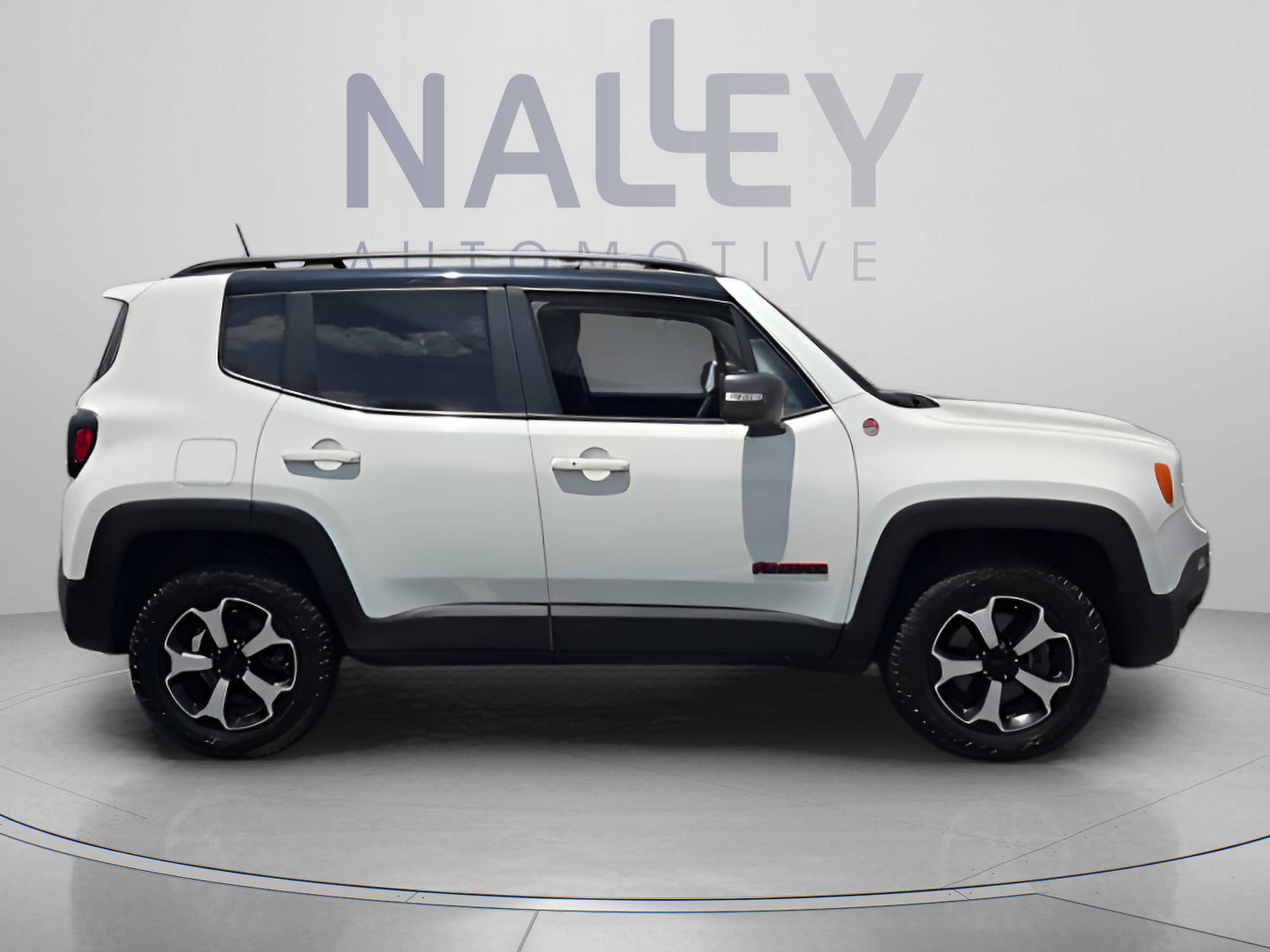 Used 2019 Jeep Renegade Trailhawk AWD/4WD image 6
