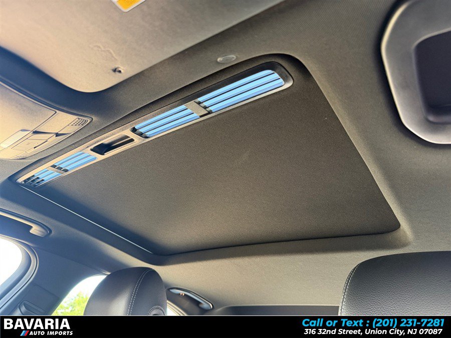 Used 2019 Mercedes-Benz C 300 4MATIC Sedan image 25
