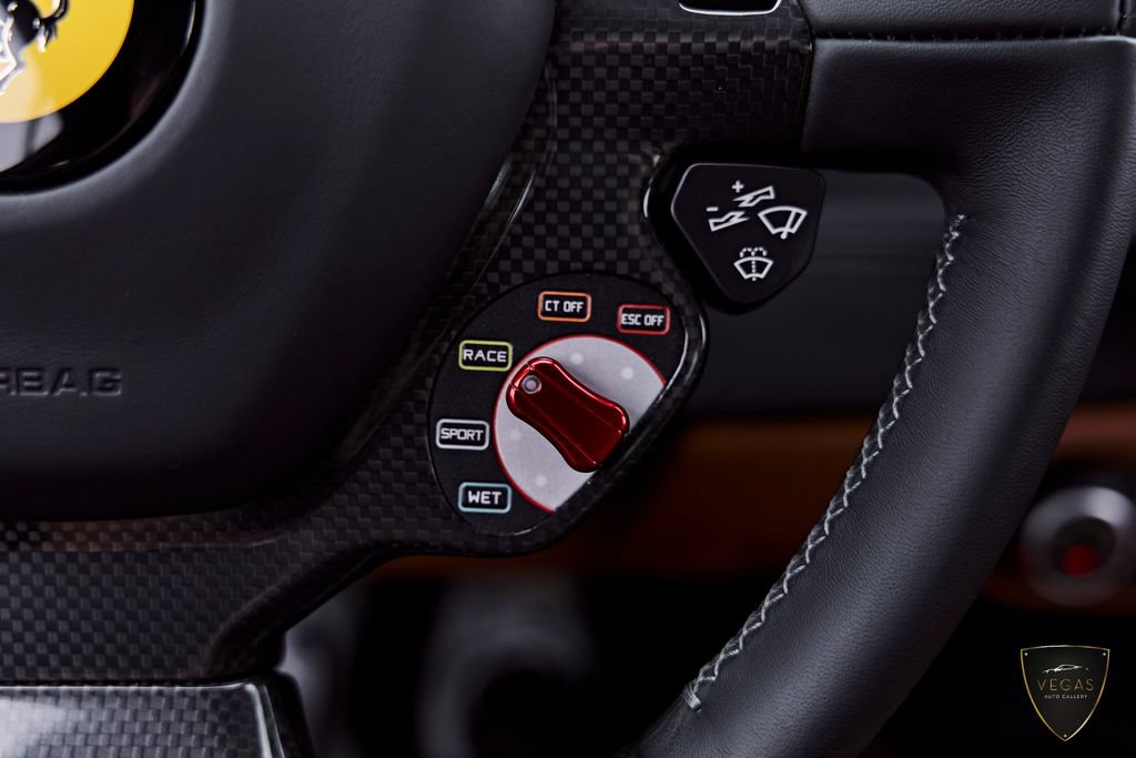 Used 2018 Ferrari 488 GTB RWD image 64