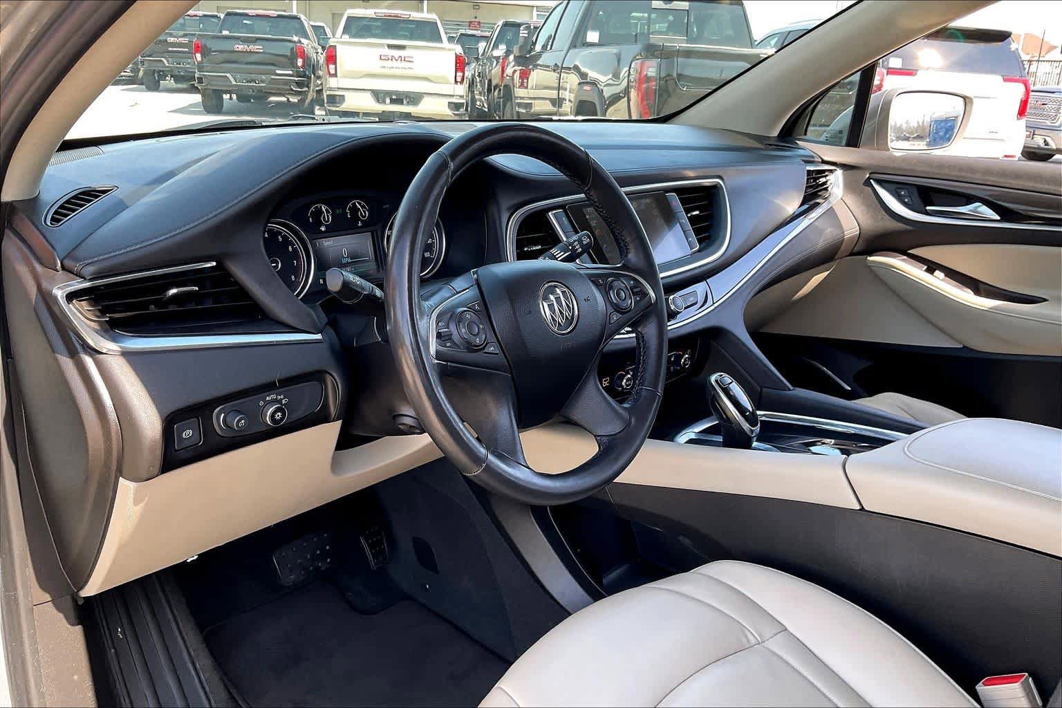 Used 2019 Buick Enclave Premium FWD image 17