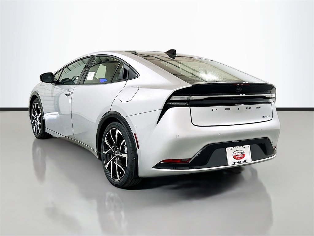 New 2026 Toyota Prius Plug-In Hybrid image 6